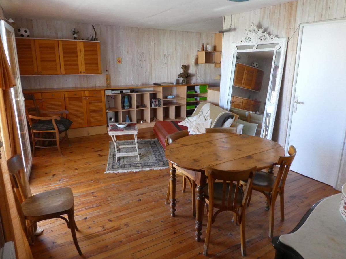 Un Chalet En Bois A La Plage 格吕桑 外观 照片